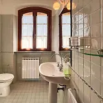 Apartment 1 Bedroom Awesome In