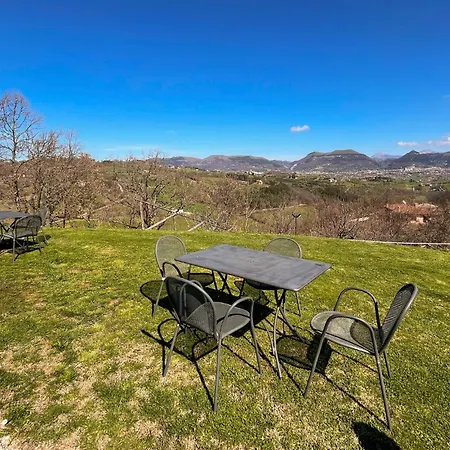 1 Bedroom Awesome In Apartment *